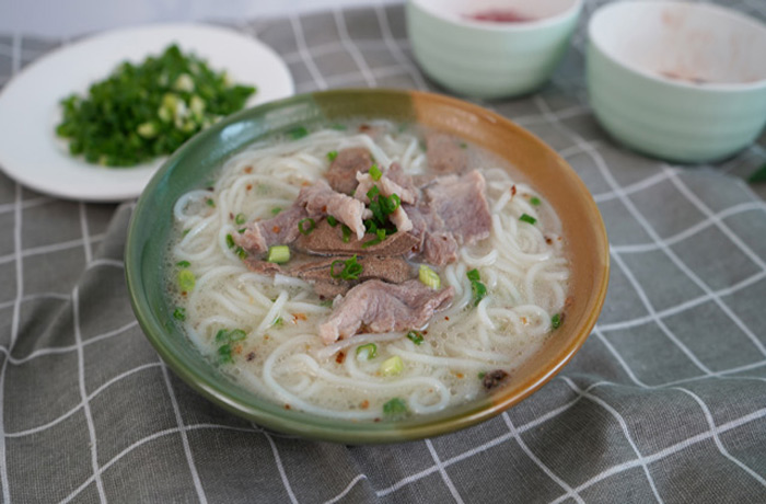 温泉原味汤粉王培训